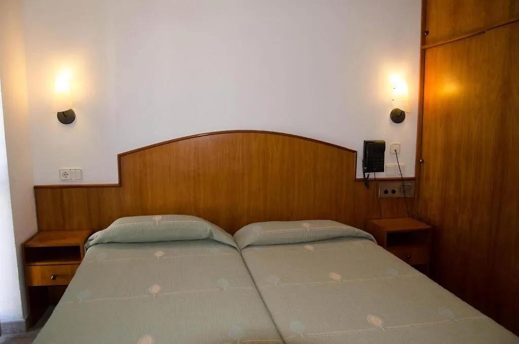 Hotel La Torreta アルタフィリャ